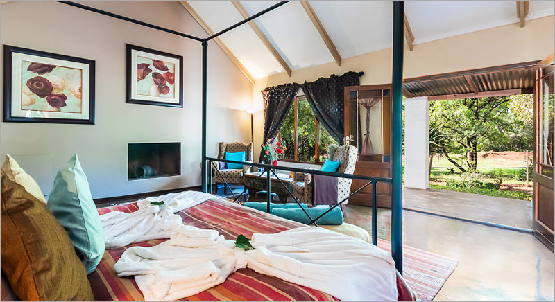 Batis Country Suite at the Feathered Nest