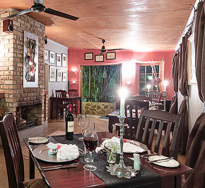 Quaint 'n Cosy Dining Room